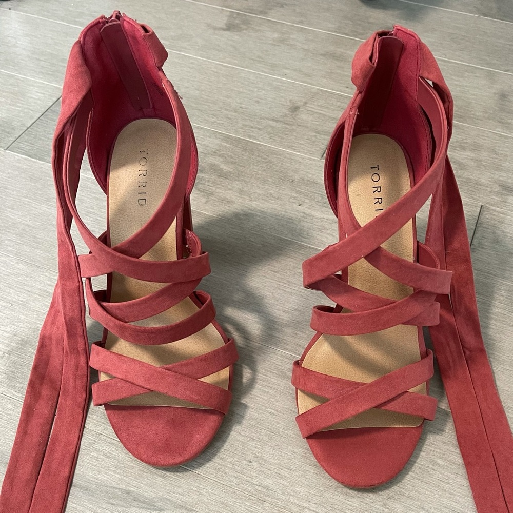 Lace Up Coral Torrid 3” Heels Size 9W